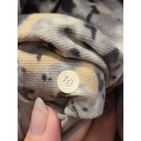 Lululemon Rise & Shine Jacket Not So Petite Fleur Silver Spoon Athleisure | 10 - Picture 6 of 10